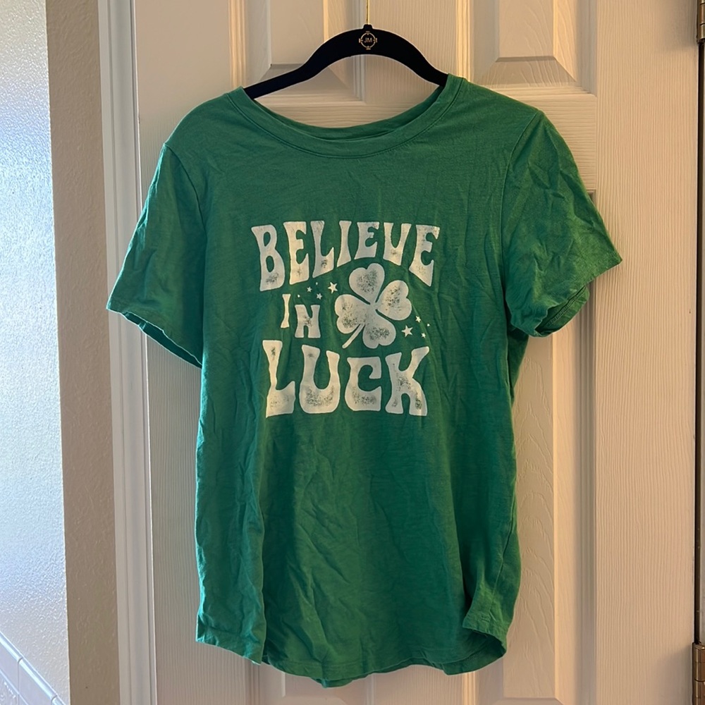 Old navy believe in luck tshirt.